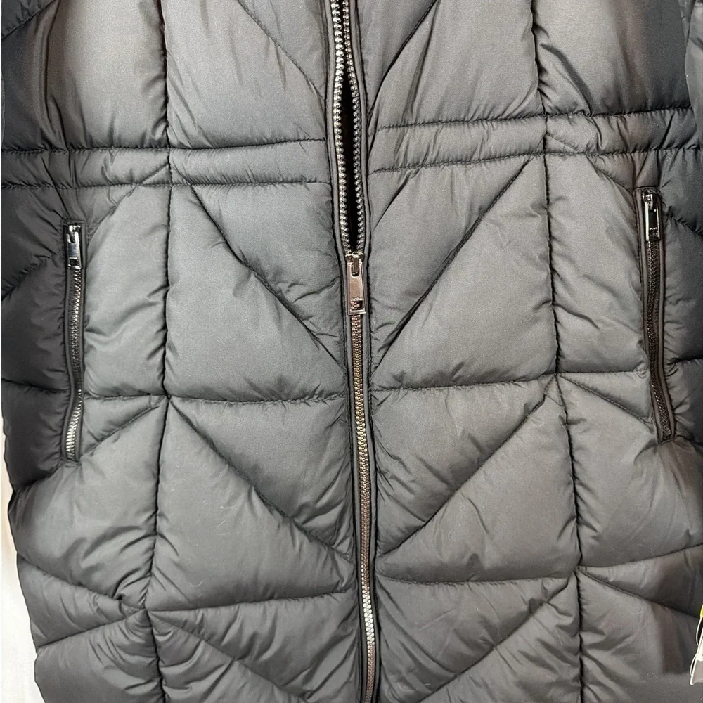 BCBG Cloud Collection Long Black Puffer Coat - Picture 5 of 8